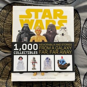 STAR WARS 1,000 COLLECTIBLES BOOK 2009